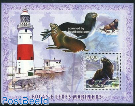 Sea mammals, lighthouse on border s/s